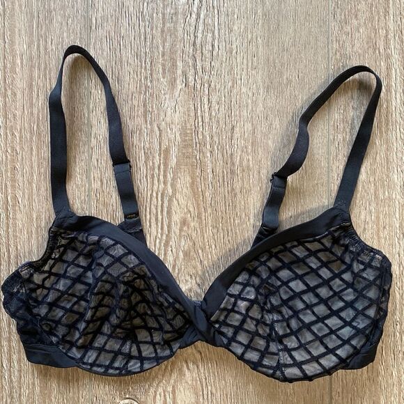 Cosabella Black Cut Velvet & Nude Mesh Fishnet Pattern Underwire Bra - Picture 1 of 5